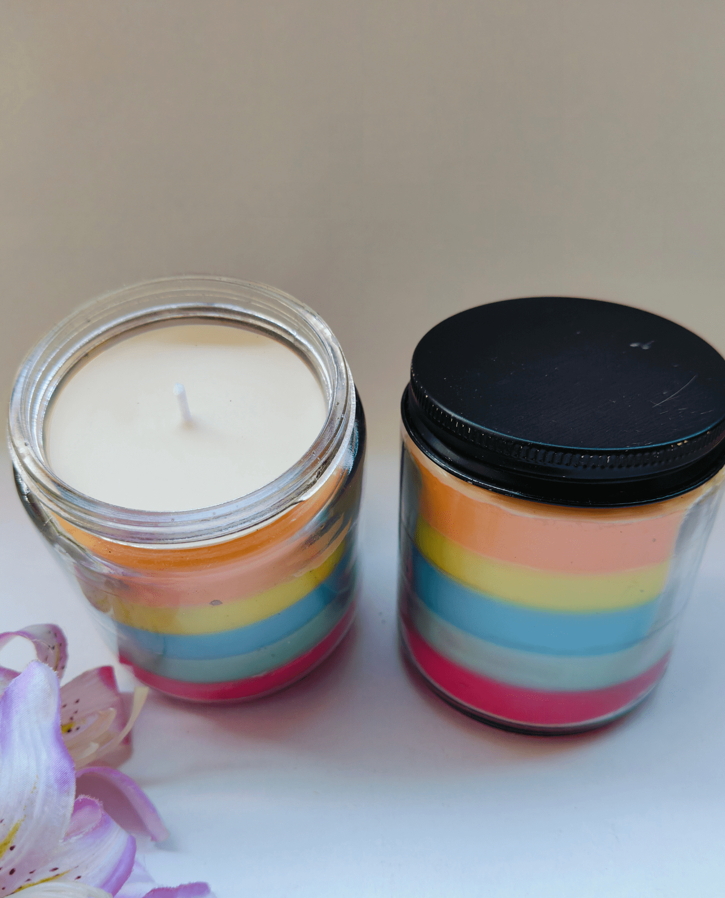 Rainbow Scented Jar Candle – Infused with Delightful Aromas for a Blissful Ambiance