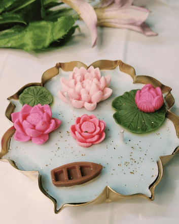 Lotus Urli Candle 4.5″ – Handcrafted Festive Decor