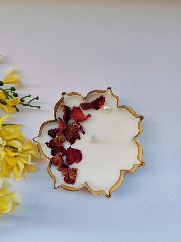 Lotus Candle Set – White Soy, Gold Trim, 4.5″, Pack of 2