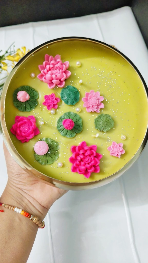 Golden Lotus Urli Bowl Candle – 100% Soy Wax, 3-Wick, 600g