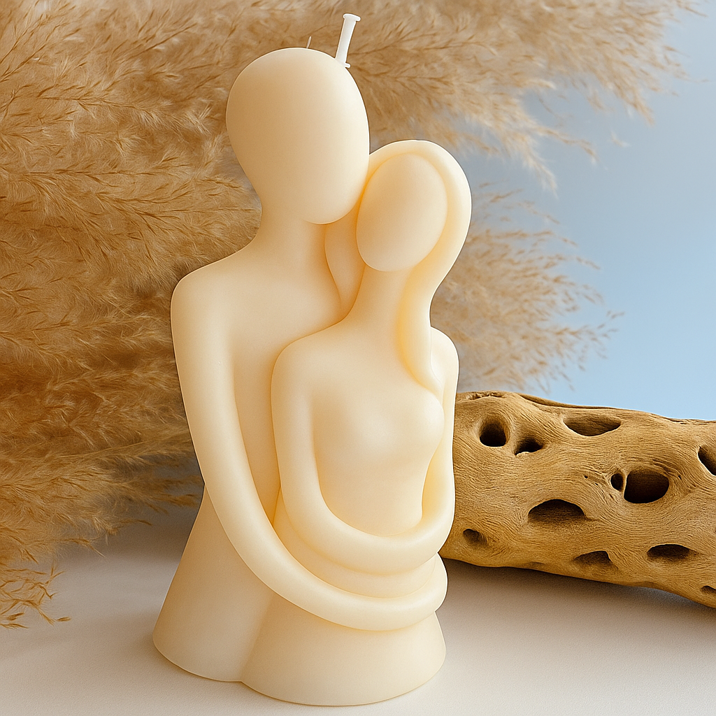 Romantic Couple Hug Scented Candle – Rose Soy Wax Gift