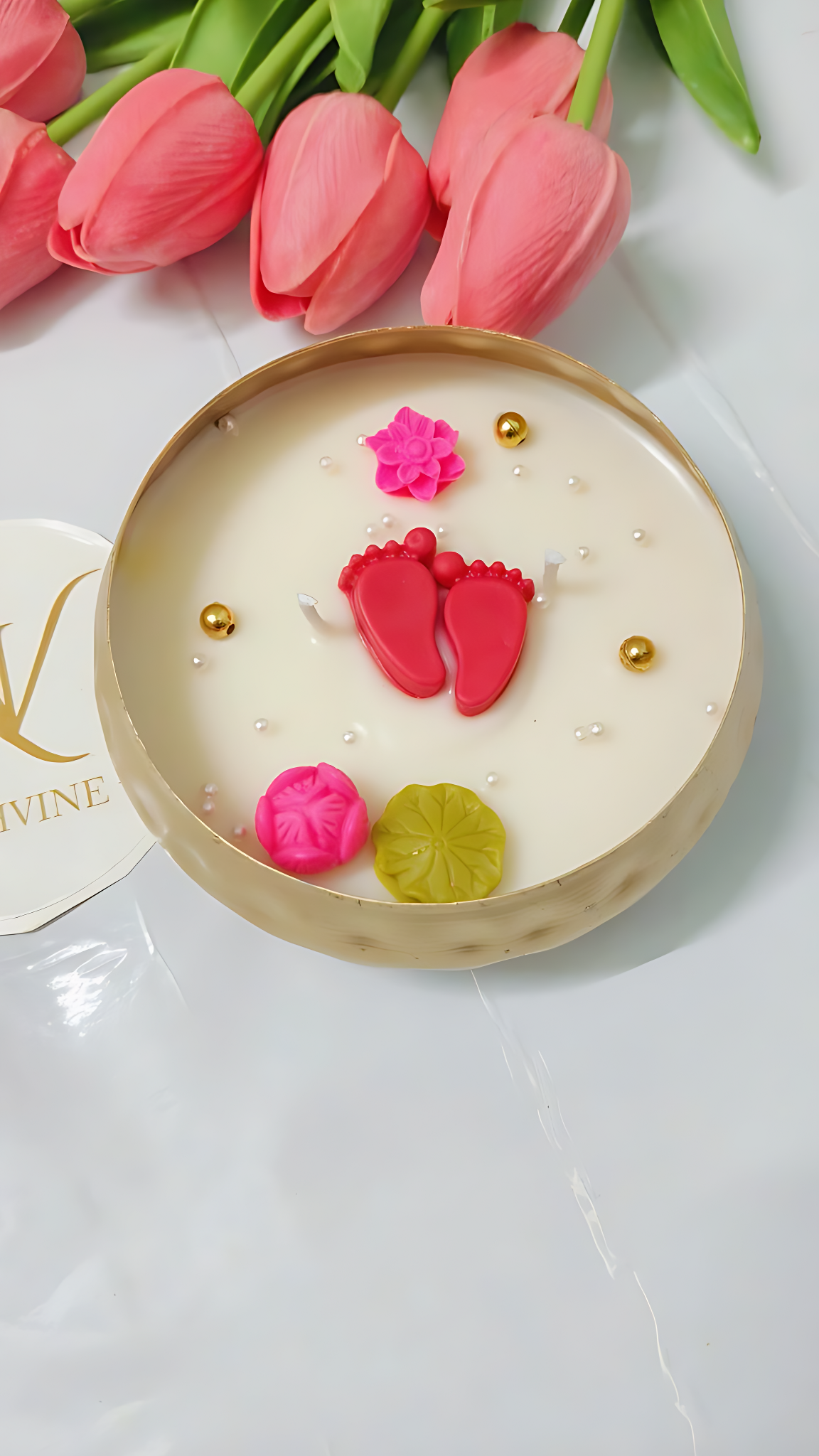 Lakshmi Charan Scented Candle – Lotus Pond Theme Soy Wax