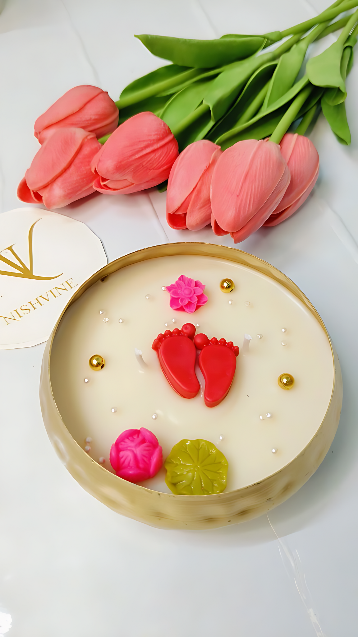 Lakshmi Charan Scented Candle – Lotus Pond Theme Soy Wax