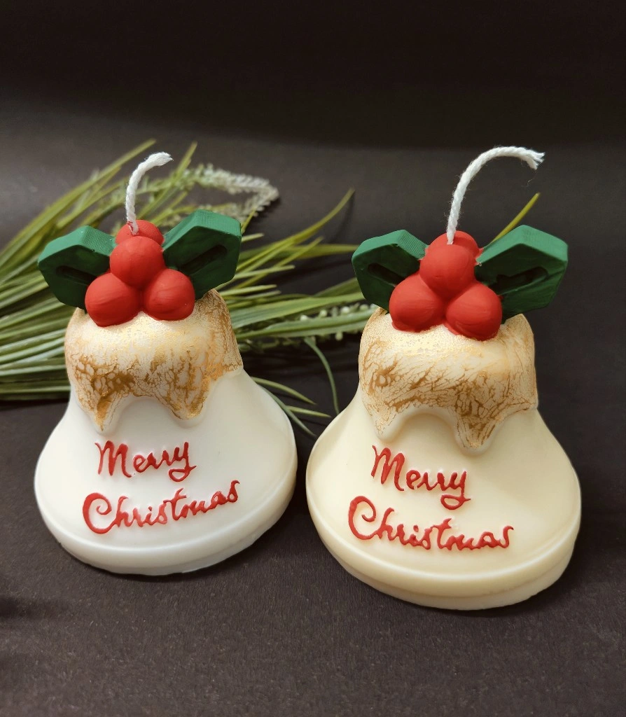 Jingle Bell Scented Candle – 165g soy wax festive candle for Christmas and New Year