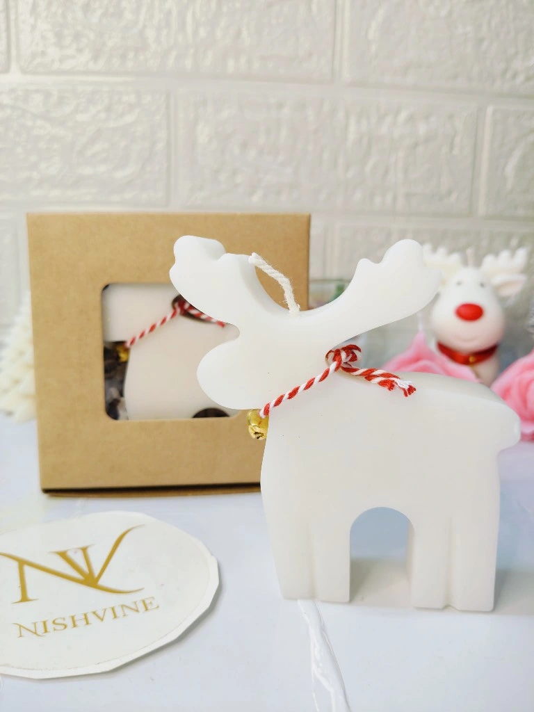 Scented Reindeer Candle – Vanilla Soy Wax for Christmas (1 pc)