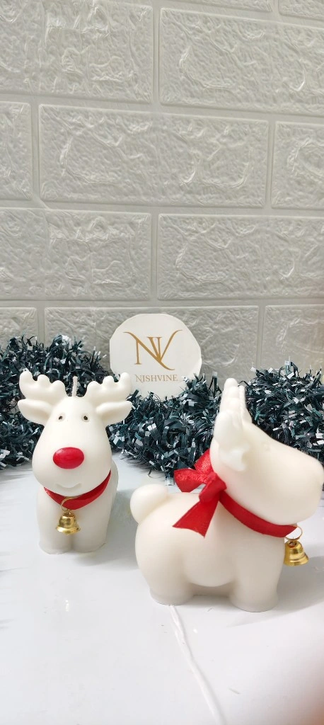 Reindeer Shaped Candle – handcrafted smoke-free Christmas décor accessory