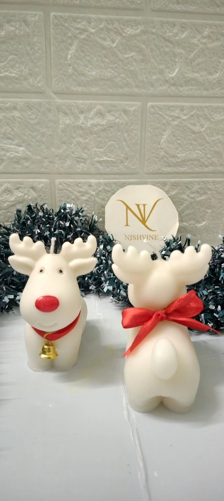 Reindeer Shaped Candle – Smoke-Free Xmas Decor (1 pc)