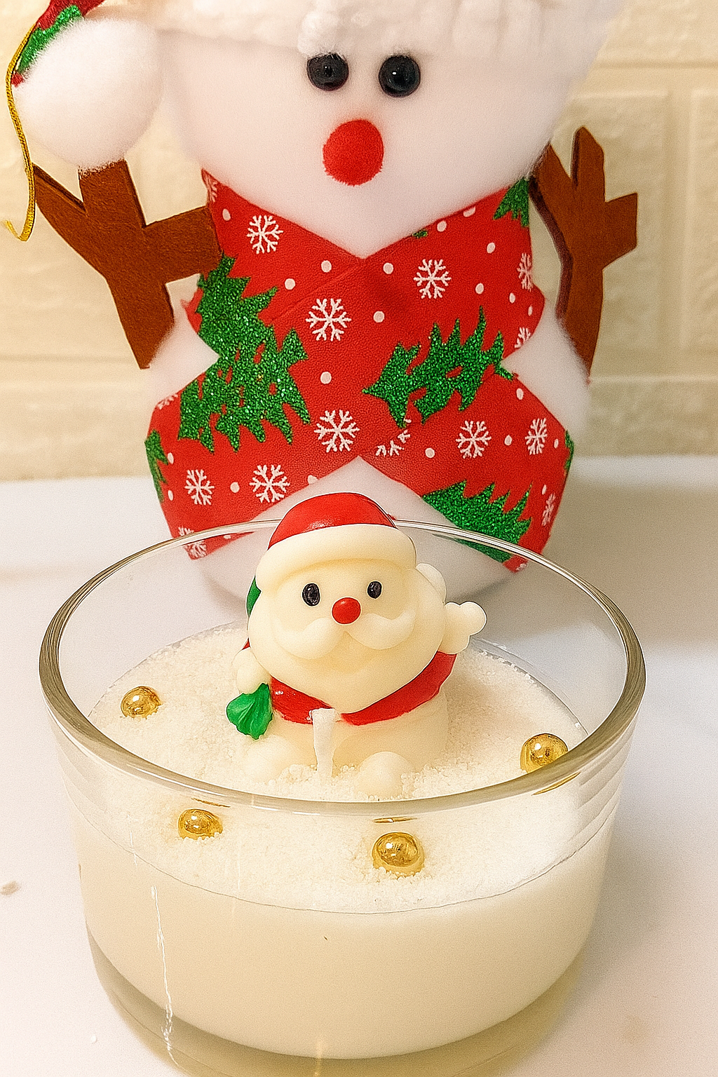 Cute Santa Christmas Bowl Candle – 150g soy wax festive décor in Santa-themed bowl