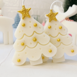 2D Christmas Tree Scented Candles – pack of 2 green soy wax festive candles with vanilla fragrance