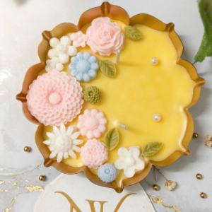 4.5-Inch URLI Decorative Candle – Handmade Floral Wax Design with Pearls
