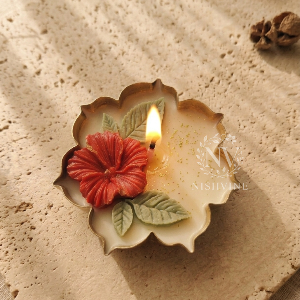 Urli Candle – Red Hibiscus Design & Gold Glitter