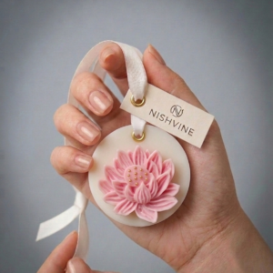 Round Wax Sachet – Handmade Pink Floral Relief Design