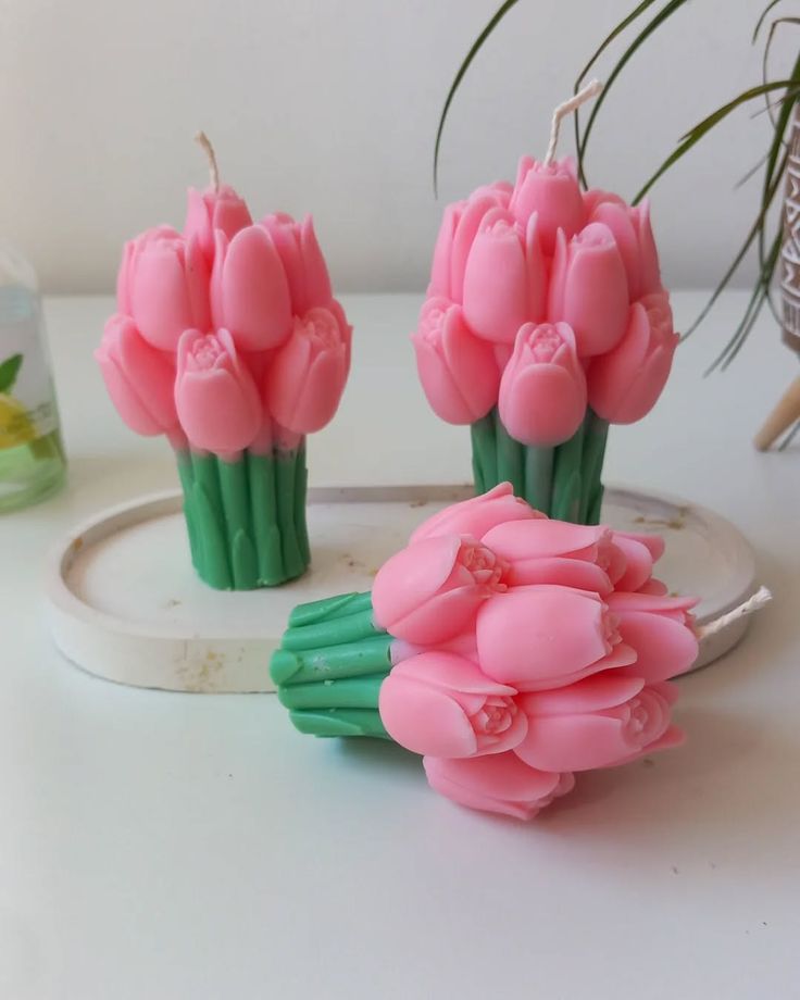 pink-tulip-candle-set-nishvine